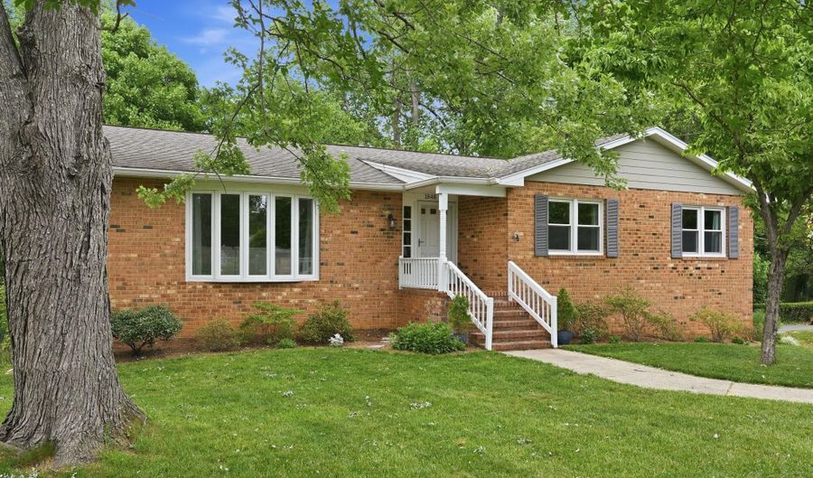 1848 CARRIAGE Dr, Annapolis, MD 21401 - 4 Beds, 3 Bath