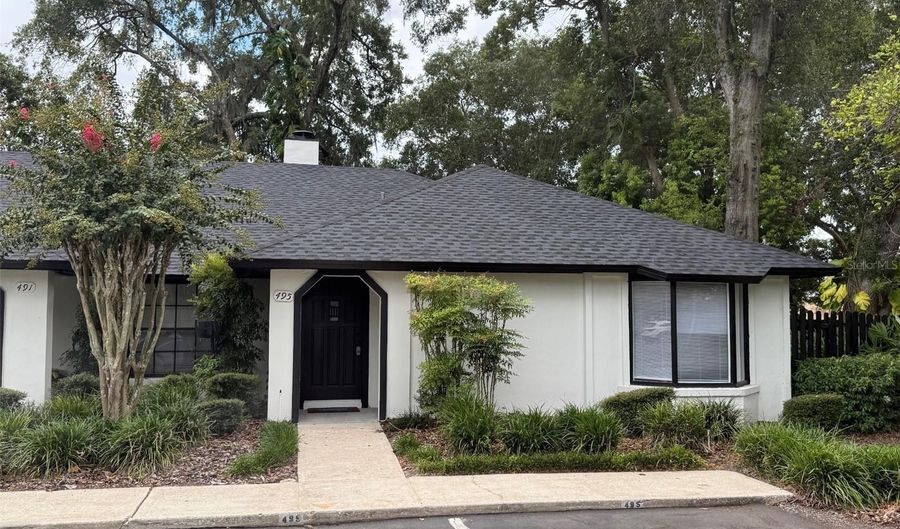 495 BLUE BIRD St, Apopka, FL 32703 - 2 Beds, 1 Bath