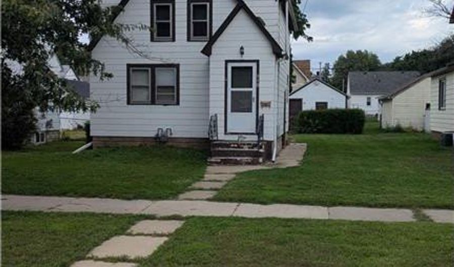510 10th Ave SW, Austin, MN 55912 - 2 Beds, 1 Bath