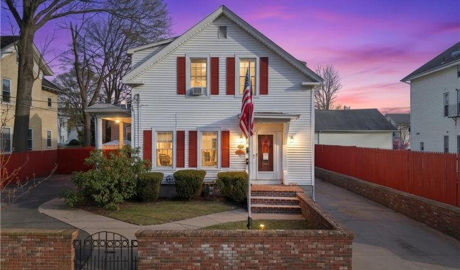 112 Clay St, Central Falls, RI 02863 - 5 Beds, 3 Bath