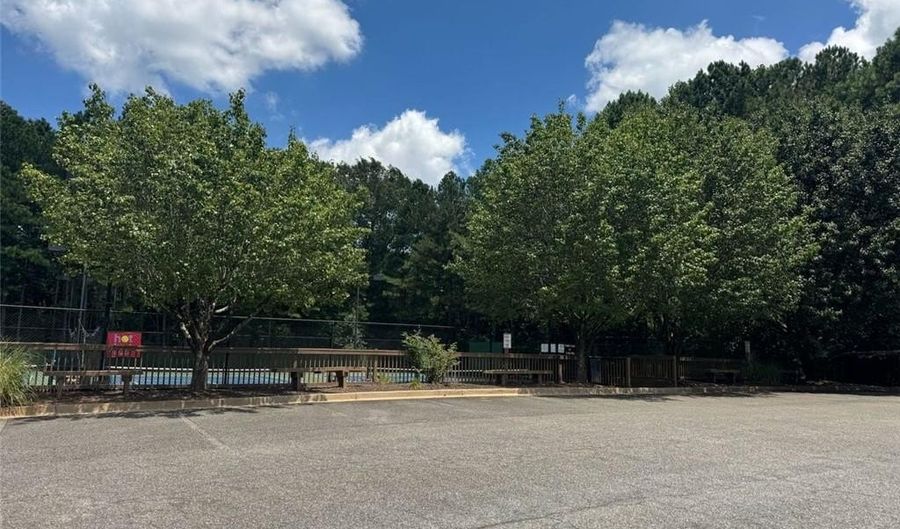 2537 Howell Farms Way NW, Acworth, GA 30101 - 4 Beds, 3 Bath