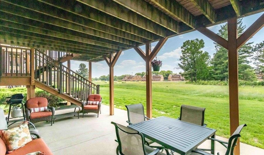 2015-1 S Czech Ct 1201, Arkdale, WI 54613 - 3 Beds, 2 Bath