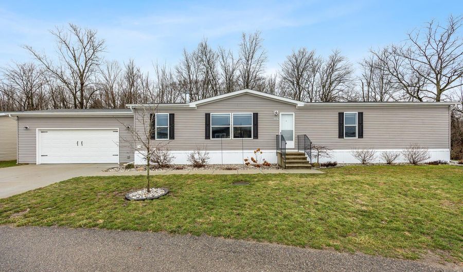 11467 Sundrop Cir, Allendale, MI 49401 - 3 Beds, 2 Bath
