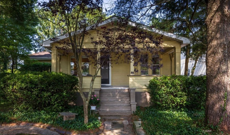 61 Hudson Ave, Athens, OH 45701 - 2 Beds, 1 Bath