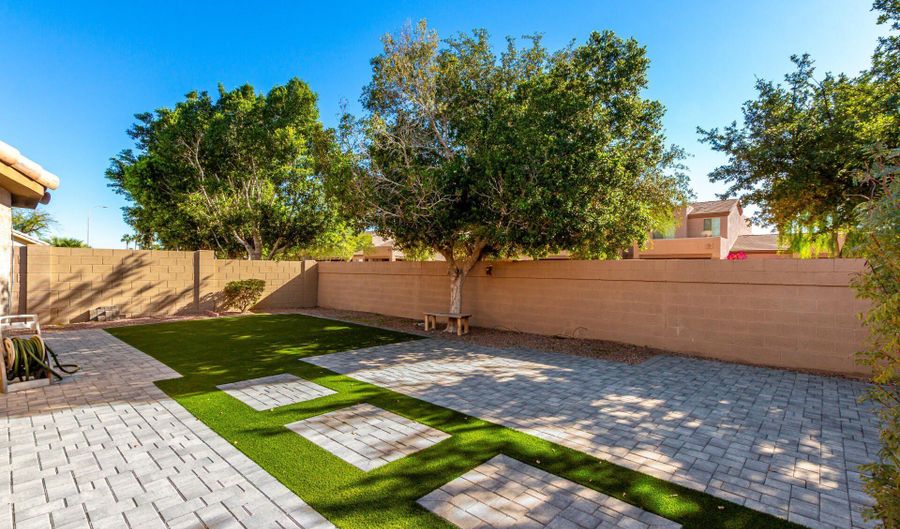 1325 W MUSKET Way, Chandler, AZ 85286 - 3 Beds, 2 Bath