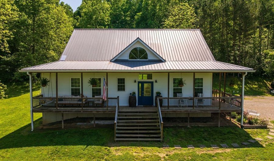 300 Fisher Rd, Athens, OH 45701 - 4 Beds, 3 Bath