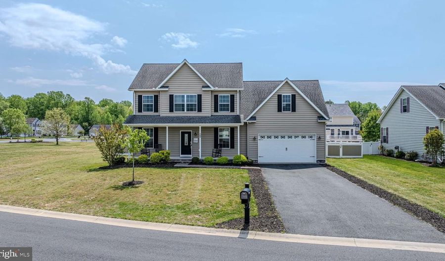 160 PONDS EDGE Dr, Felton, DE 19943 - 4 Beds, 3 Bath