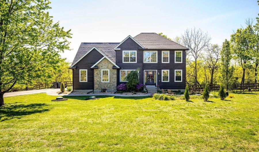 18321 Marlowes Dr, Aurora, IN 47001 - 6 Beds, 4 Bath