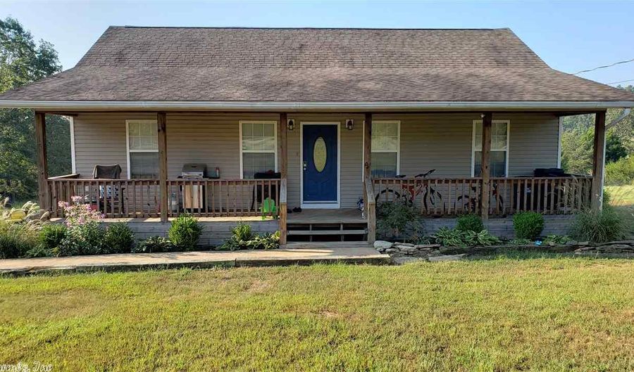 343 Fairgrounds Rd, Ash Flat, AR 72513 - 3 Beds, 2 Bath