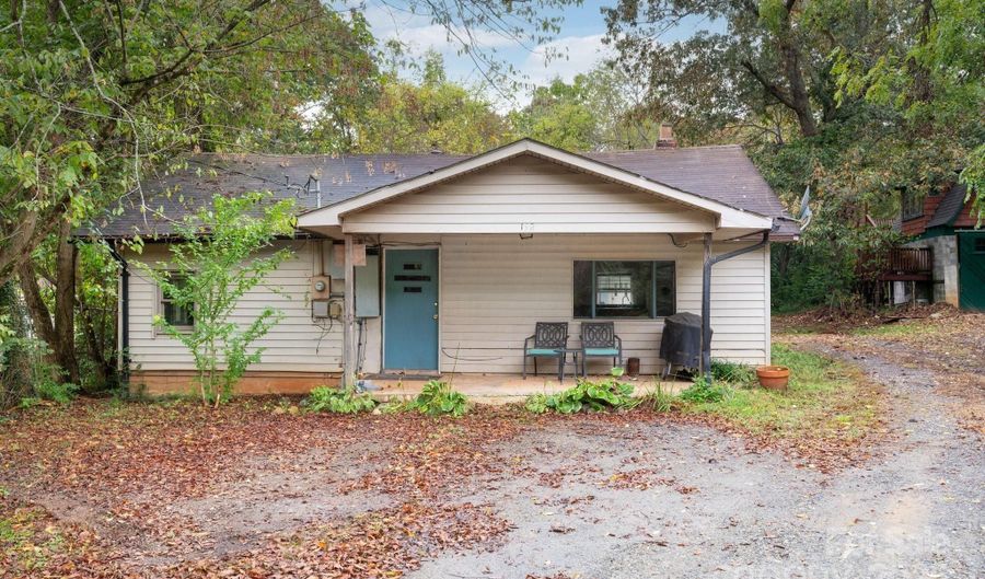 132 Little Knob Rd, Asheville, NC 28803 - 5 Beds, 0 Bath