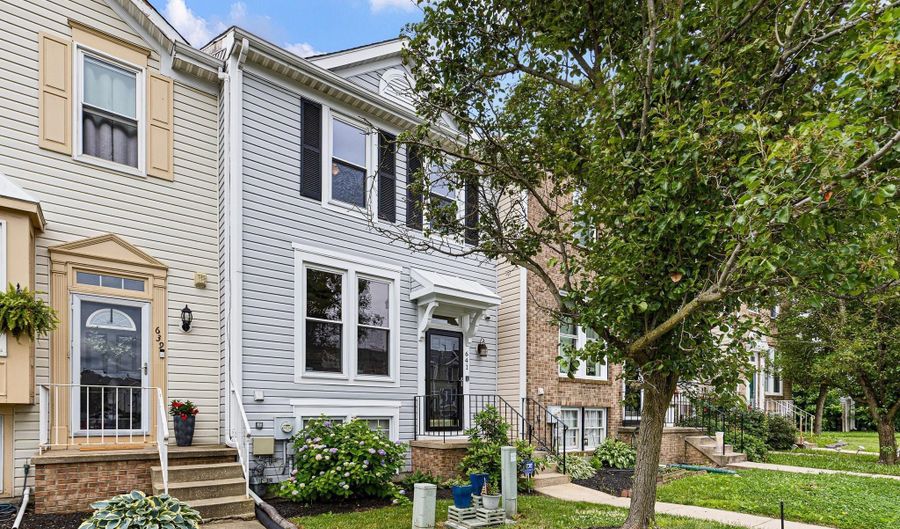 641 CORSICA Ave, Bear, DE 19701 - 2 Beds, 3 Bath