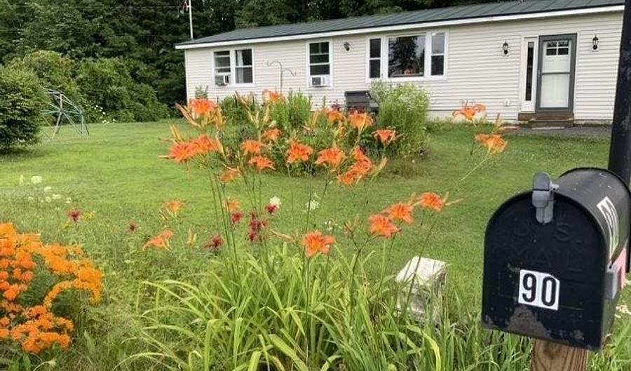 90 Pine Hill Dr, Berlin, VT 05663 - 3 Beds, 1 Bath