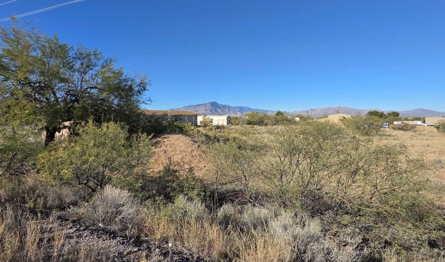 Tbd W Meadowlark Lane 72, Benson, AZ 85602 - 0 Beds, 0 Bath