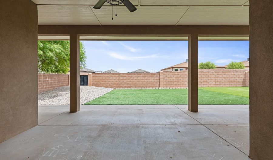 529 San Simon Dr, Alamogordo, NM 88310 - 4 Beds, 3 Bath