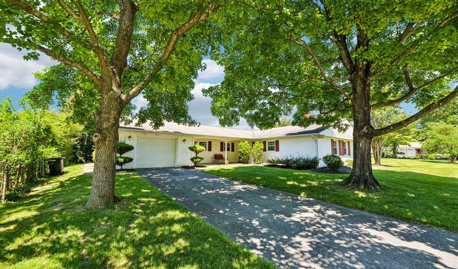 4015 WOODROW Ln, Bowie, MD 20715 - 3 Beds, 2 Bath