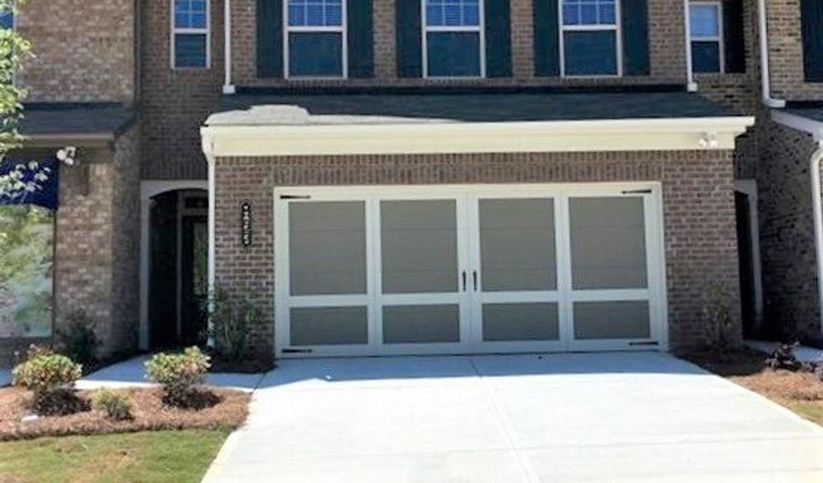 1055 HAMPTON OAKS Dr, Alpharetta, GA 30004 - 3 Beds, 3 Bath