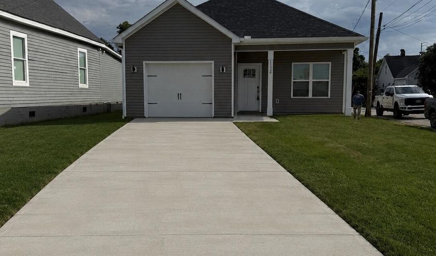 1124 D'Antignac St, Augusta, GA 30901 - 3 Beds, 2 Bath