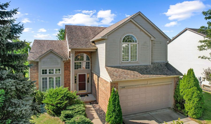 2948 Mystic Dr, Ann Arbor, MI 48103 - 4 Beds, 4 Bath