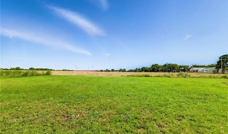 104 E Petty Dr, Bennington, OK 74723 - 3 Beds, 2 Bath