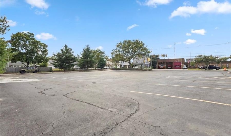 376 Bullocks Point Ave, East Providence, RI 02915 - 0 Beds, 0 Bath