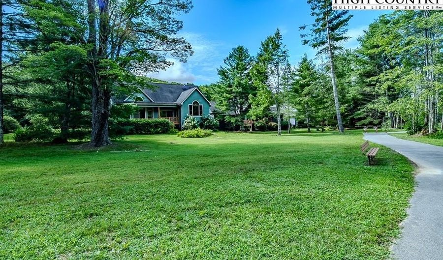 116 Mallard Ct, Banner Elk, NC 28604 - 3 Beds, 3 Bath
