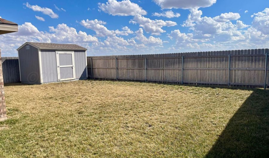 408 Mikeska St, Amarillo, TX 79118 - 3 Beds, 2 Bath