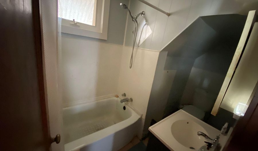 216 2ND Ave, Antigo, WI 54409 - 3 Beds, 2 Bath