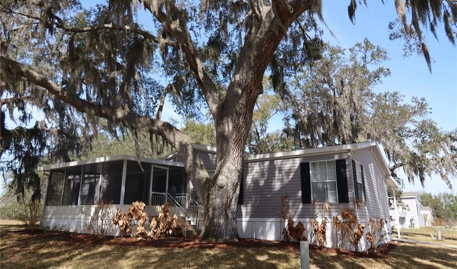 25157 BUTTONWOOD Dr, Astatula, FL 34705 - 3 Beds, 2 Bath