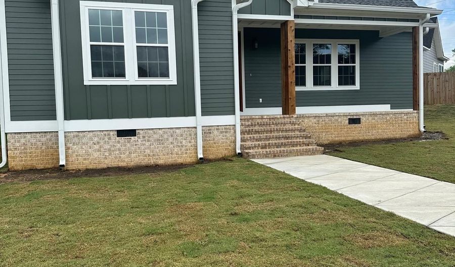 66 Swanee Dr, Albertville, AL 35950 - 3 Beds, 2 Bath