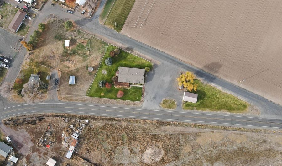 2640 Market St, Bonanza, OR 97623 - 4 Beds, 3 Bath