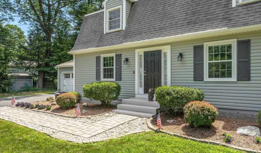6 Matthew Patten Dr, Bedford, NH 03110 - 4 Beds, 2 Bath