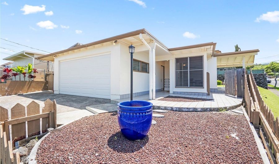 1469 Humuula St, Kailua, HI 96734 - 3 Beds, 2 Bath