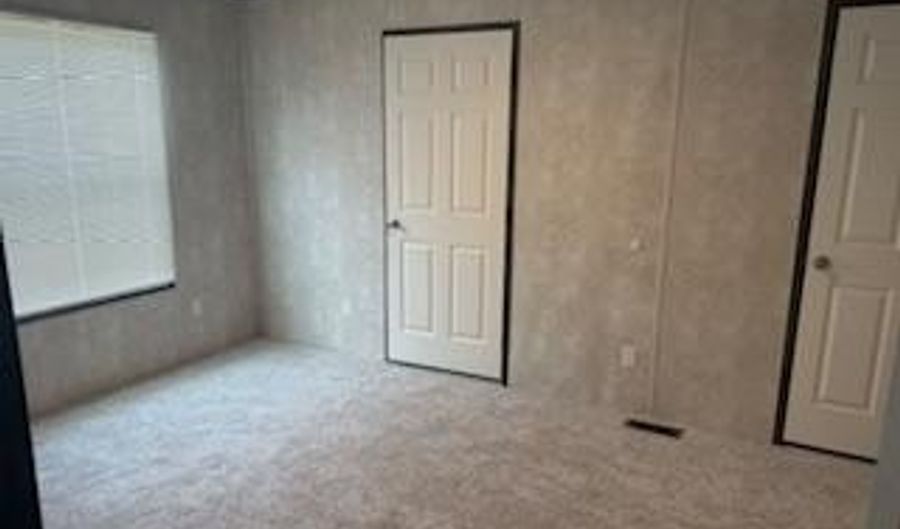 20 RUSTIC Pkwy 111, Madison, WI 53713 - 3 Beds, 2 Bath