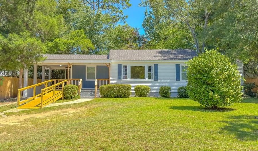 Spruce 515 Spruce Street, Bainbridge, GA 39819 - 3 Beds, 1 Bath