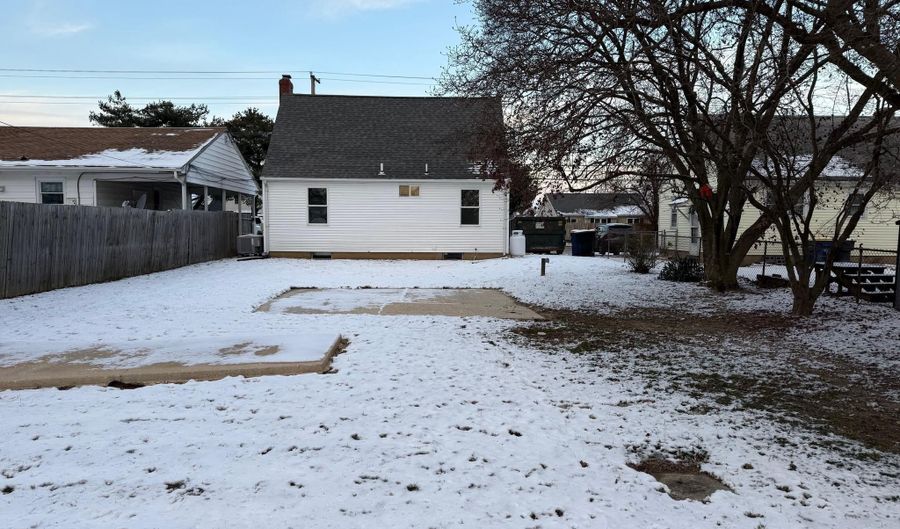 972 S LITTLE CREEK Rd, Dover, DE 19901 - 3 Beds, 1 Bath