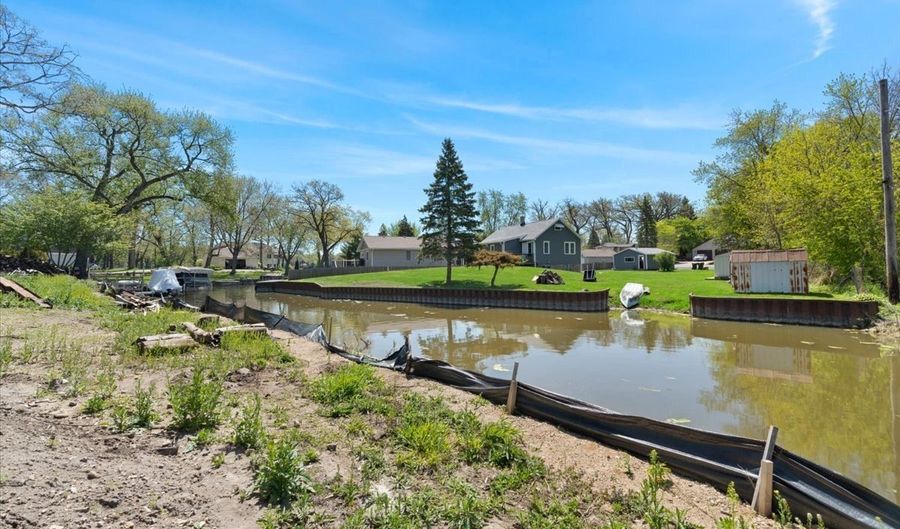 39457 N Forest Ave, Antioch, IL 60002 - 0 Beds, 0 Bath