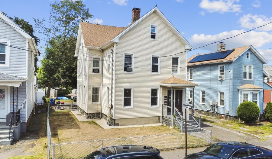 857 Noble Ave 1, Bridgeport, CT 06608 - 2 Beds, 1 Bath