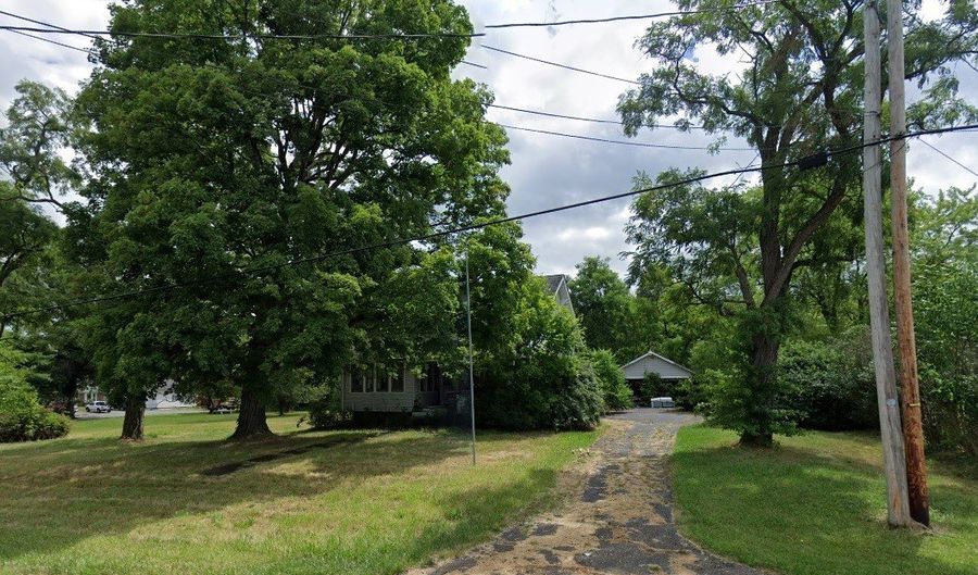 14244 Atwater Ave NE, Alliance, OH 44601 - 3 Beds, 2 Bath