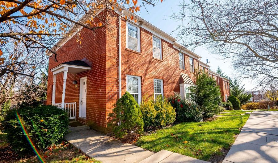 1009 DARTMOUTH GLEN Way, Baltimore, MD 21212 - 4 Beds, 2 Bath