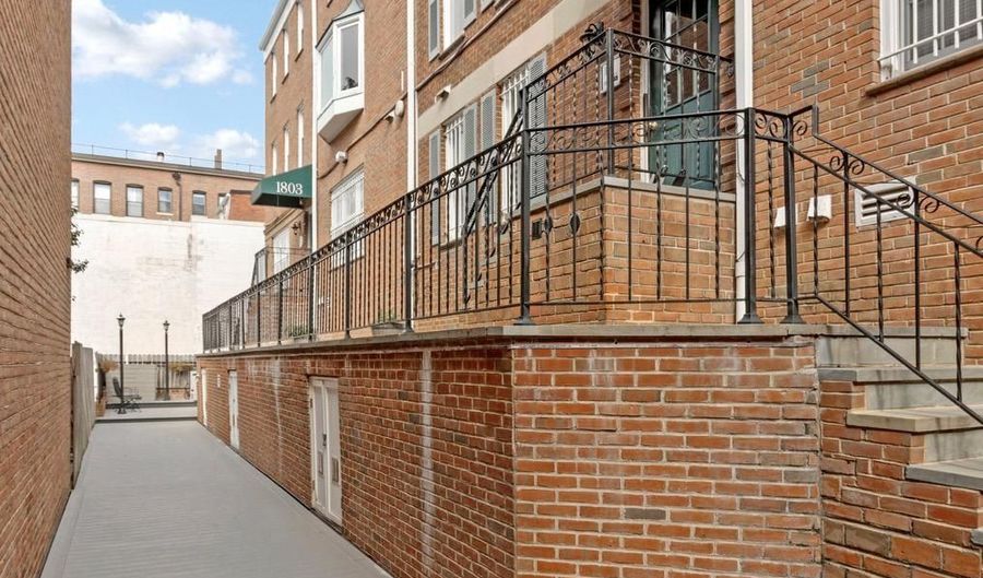 1801 T St NW 10, Washington, DC 20009 - 1 Beds, 1 Bath