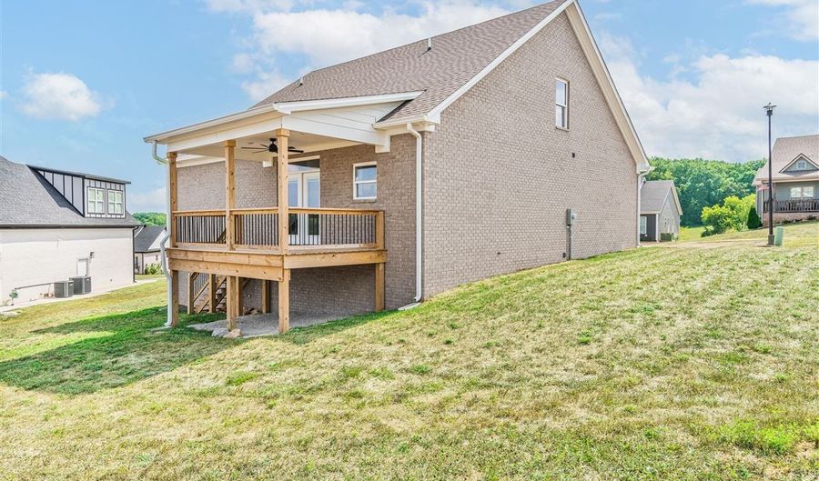 7218 Hilliard Ct, Alvaton, KY 42122 - 3 Beds, 3 Bath