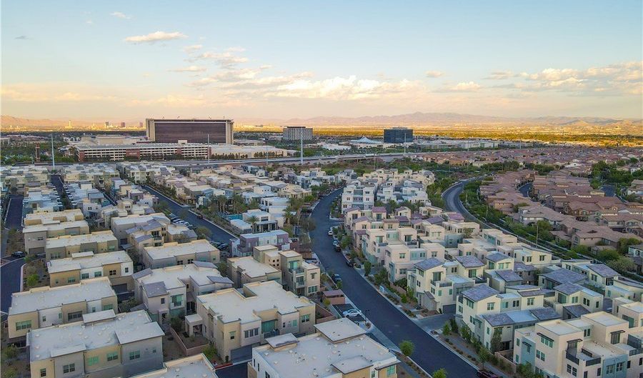 1163 Blossom Point St, Las Vegas, NV 89135 - 3 Beds, 5 Bath