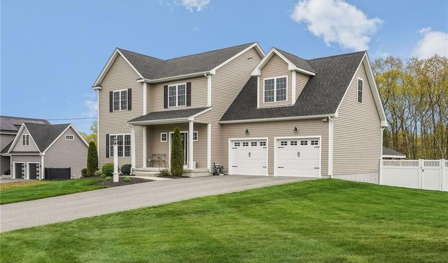 81 Golden View Dr, Johnston, RI 02919 - 3 Beds, 3 Bath
