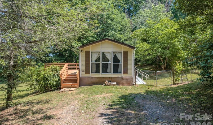 12 Sweet Birch Dr, Alexander, NC 28701 - 2 Beds, 2 Bath