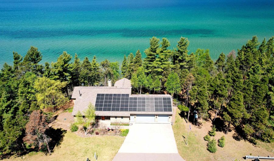 6531 5 Mile Point Rd, Allouez, MI 49805 - 4 Beds, 3 Bath