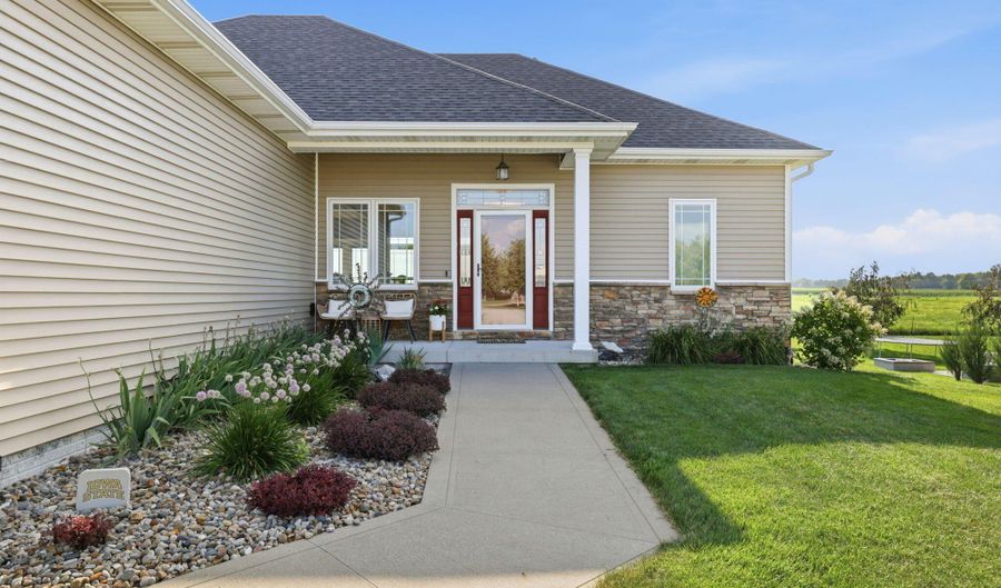 3401 Red Fox Rd, Ames, IA 50014 - 4 Beds, 3 Bath