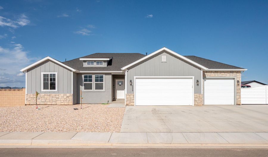 4527 N 2600 W, Cedar City, UT 84721 - 3 Beds, 2 Bath