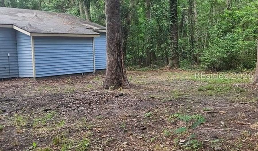 4001 Hodge Dr, Beaufort, SC 29906 - 3 Beds, 2 Bath