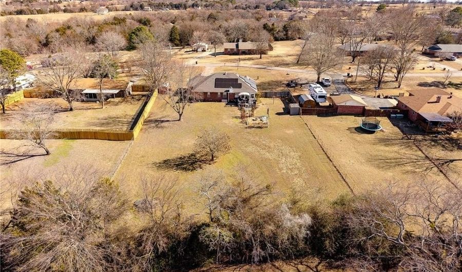 2027 High Meadow Ln, Alma, AR 72921 - 3 Beds, 2 Bath