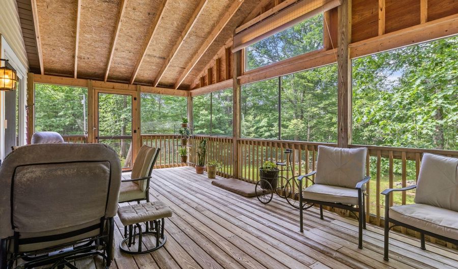 17 Doris Ln, Parsonsfield, ME 04047 - 3 Beds, 2 Bath